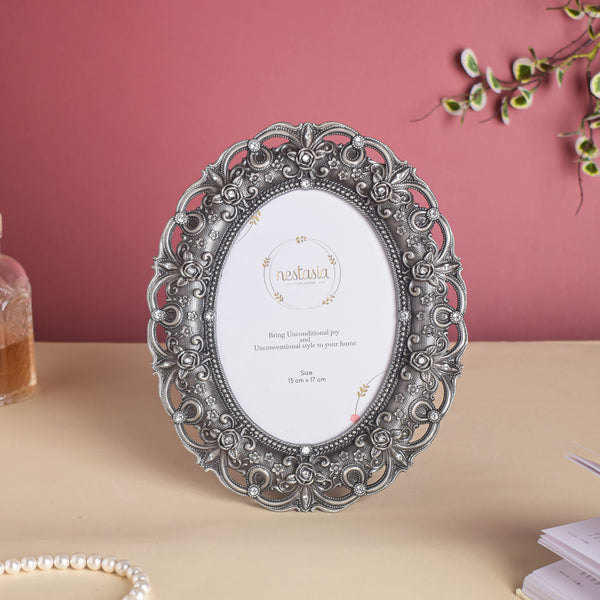 Vintage Garland Photo Frame