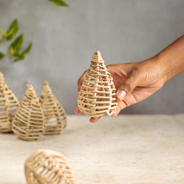 Christmas Ornament Bulbs - Natural and ecofriendly products | Sustainable home decoration items