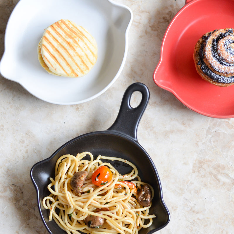 White Ceramic Dish With Handle - Baking Tray