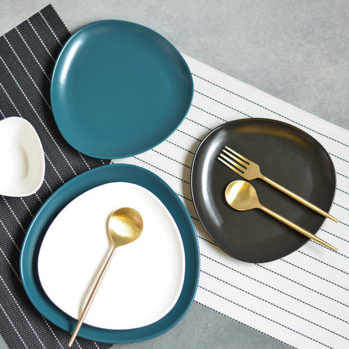 Triangular Plate - Serving plate, snack plate, dessert plate | Plates for dining & home decor