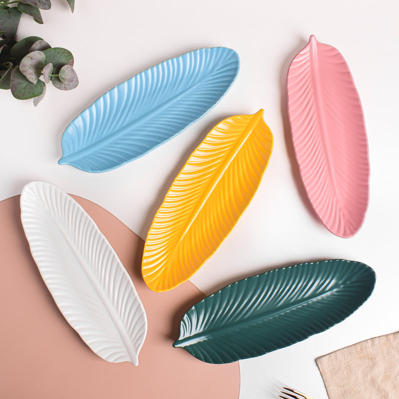 Snow White Leaf Platter - Ceramic platter, serving platter, fruit platter | Plates for dining table & home decor