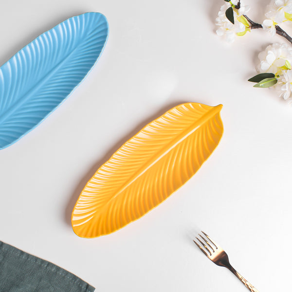 Sunny Side Up Leaf Platter - Ceramic platter, serving platter, fruit platter | Plates for dining table & home decor