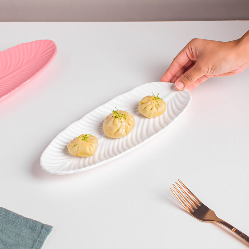 Snow White Leaf Platter - Ceramic platter, serving platter, fruit platter | Plates for dining table & home decor