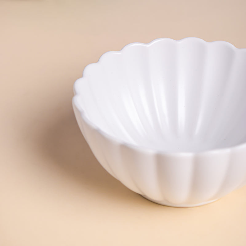 Snow White Scallop Snack Bowl 250 ml - Bowl,ceramic bowl, snack bowls, curry bowl, popcorn bowls | Bowls for dining table & home decor