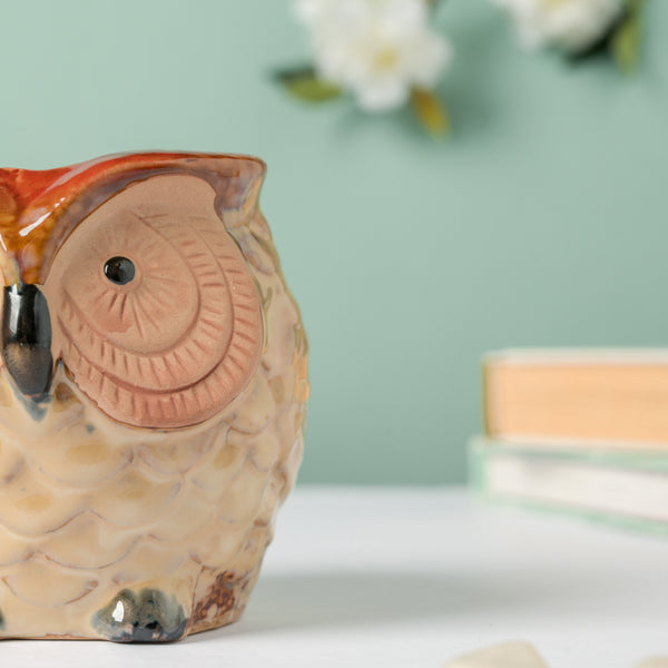White Owl Ceramic Planter With Wooden Coaster - Indoor planters and flower pots | Home decor items