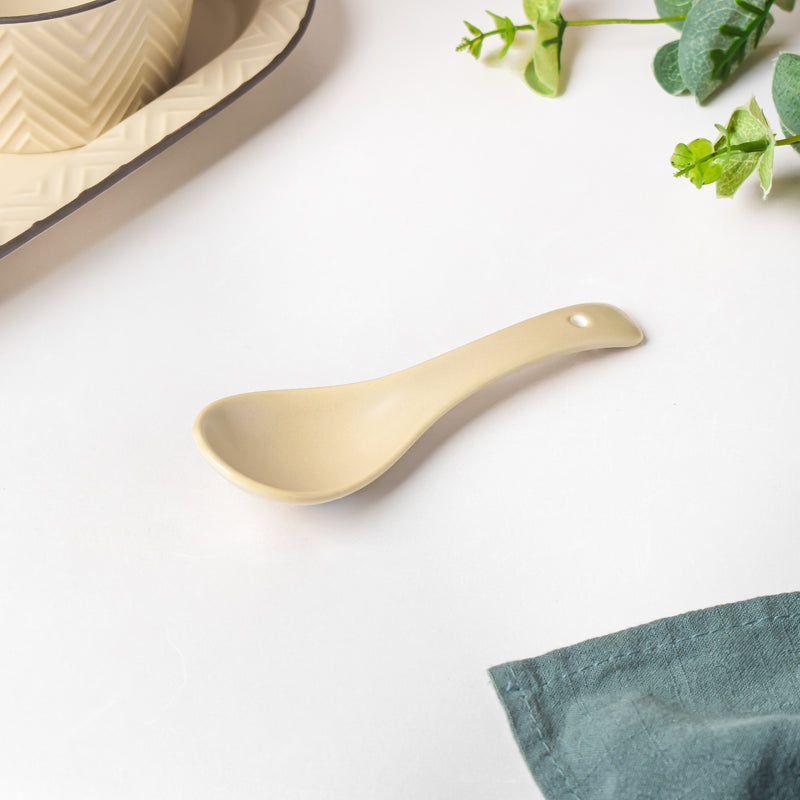 Crème De La Crème Ceramic Soup Spoon