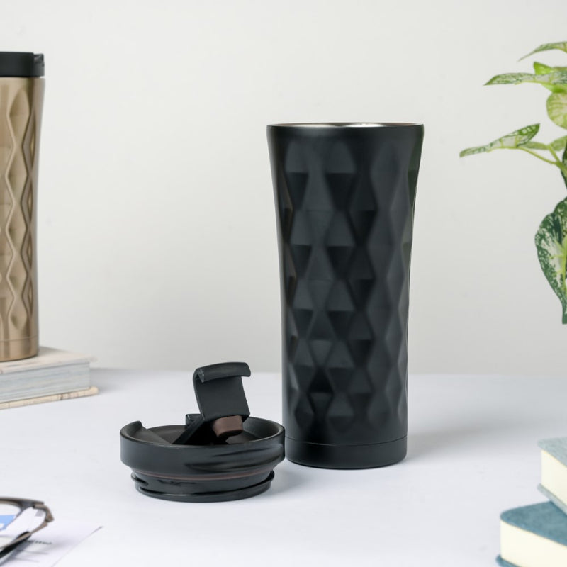 Double Walled Travel Tumbler Black With Flip Lid 500ml- Sippers, sipping cup, travel mug | Sippers for Travelling & Home decor