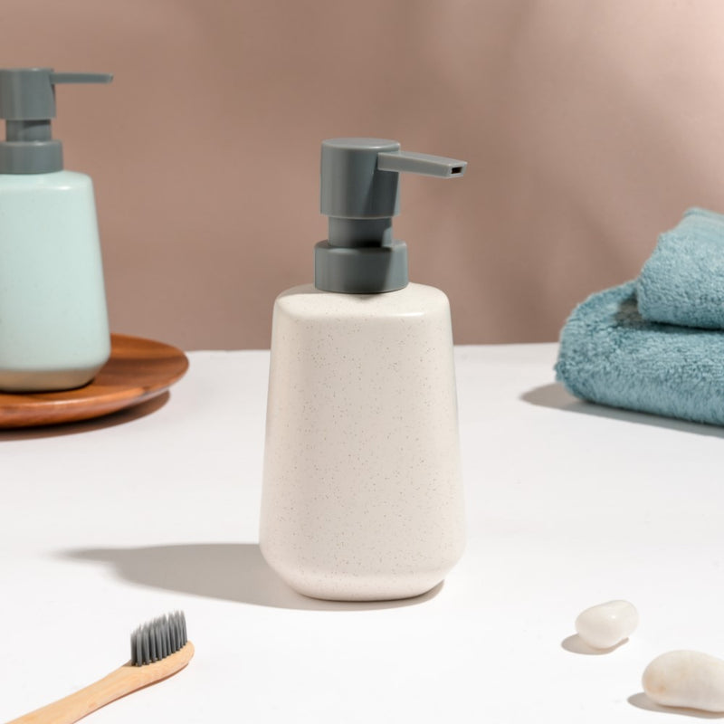 Modern Bathroom Accessory