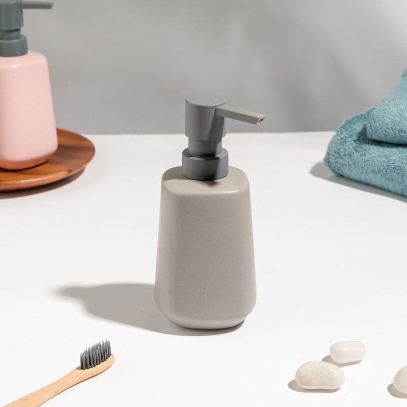 Modern Bathroom Accessory