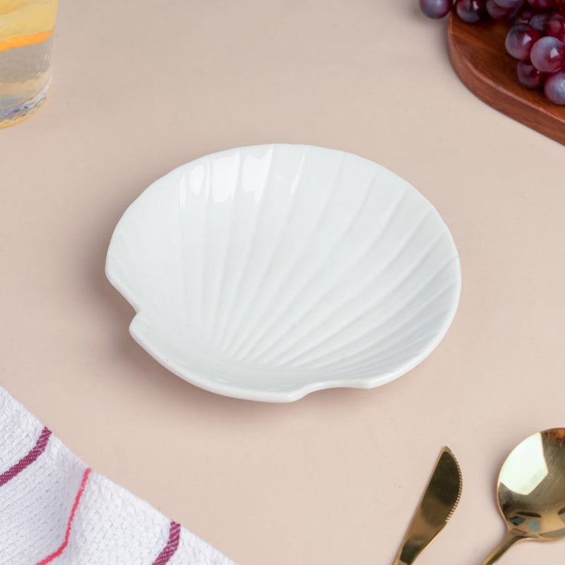 Classic Ceramic Sea Shell Snack Plate White - Serving plate, snack plate, dessert plate | Plates for dining & home decor