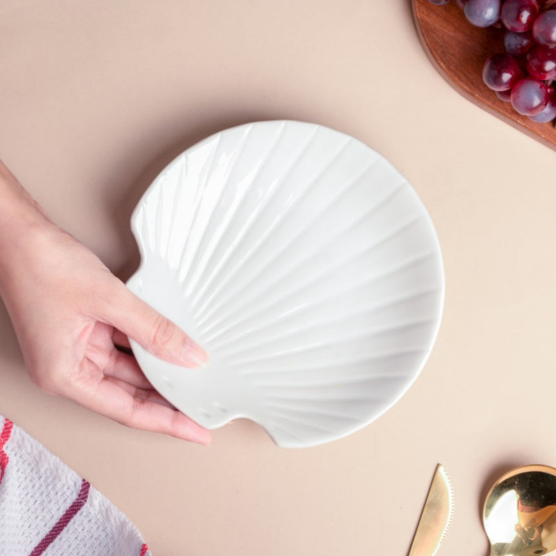 Classic Ceramic Sea Shell Snack Plate White - Serving plate, snack plate, dessert plate | Plates for dining & home decor
