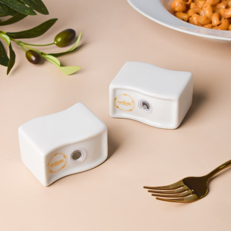 Wavy Ceramic Salt And Pepper Shakers Set White - Kitchen Tool