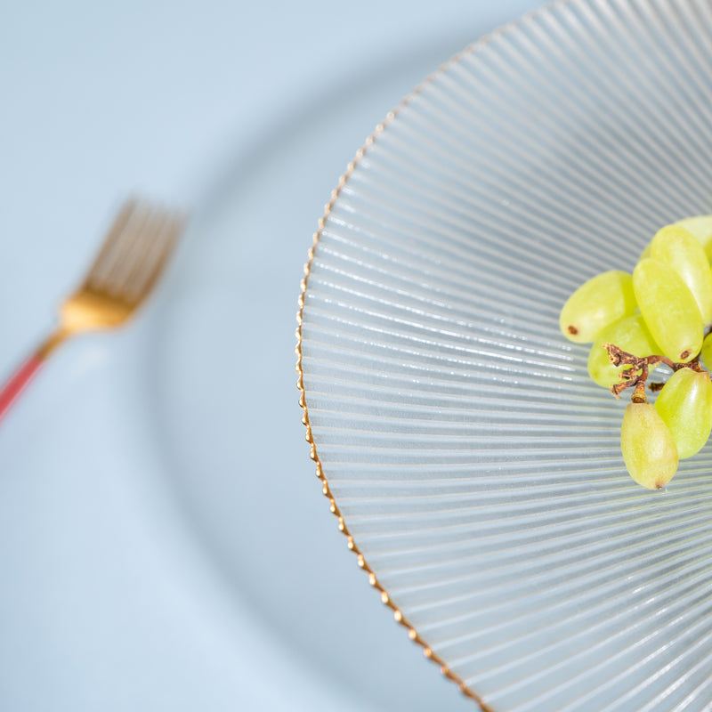 Sleek Glass Cake Stand