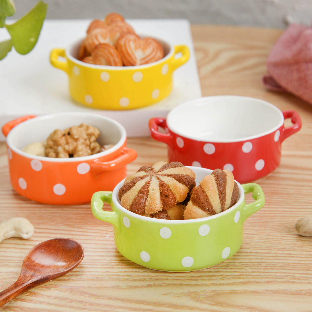 Dots Baking Bowl Set of 4