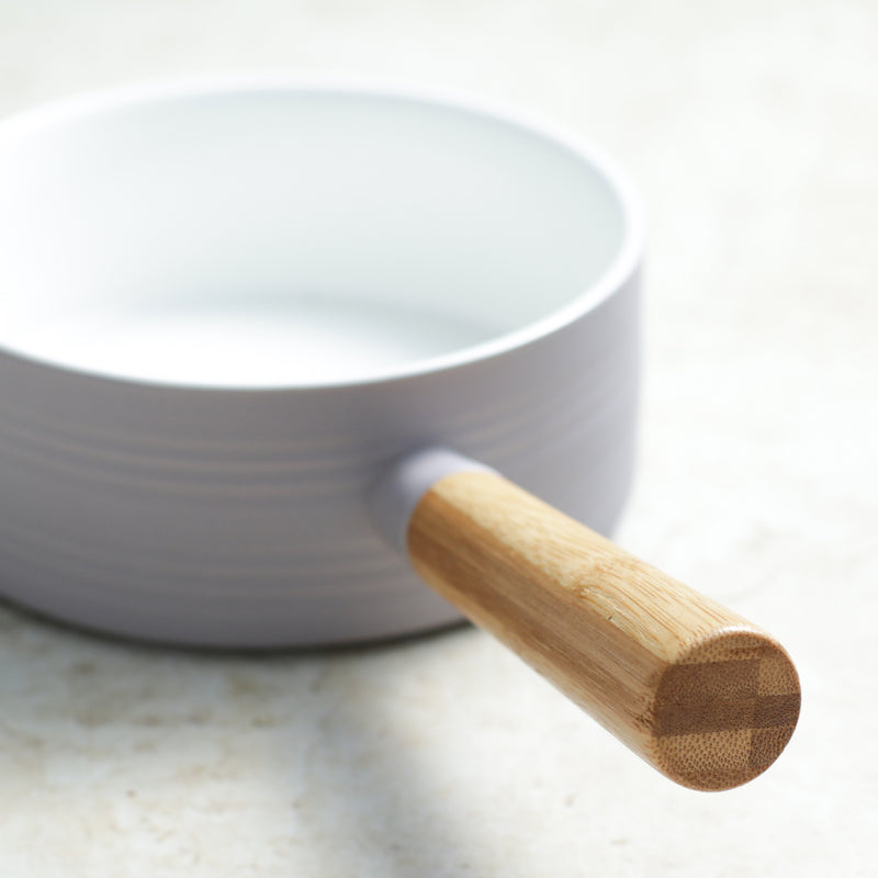 MAGNIFIQUE bowl with bamboo handle - lavender - Soup bowl, serving bowls, noodle bowl, snack bowl, popcorn bowls | Bowls for dining & home decor