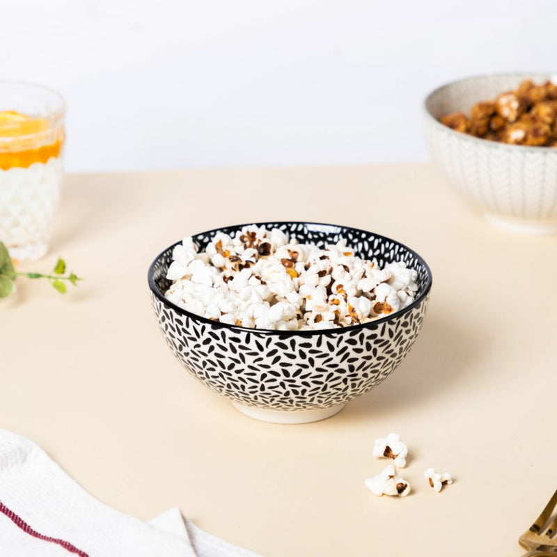 Black And White Snack Bowl 400ml Set Of 2 - Bowl, soup bowl, ceramic bowl, snack bowls, curry bowl, popcorn bowls | Bowls for dining table & home decor