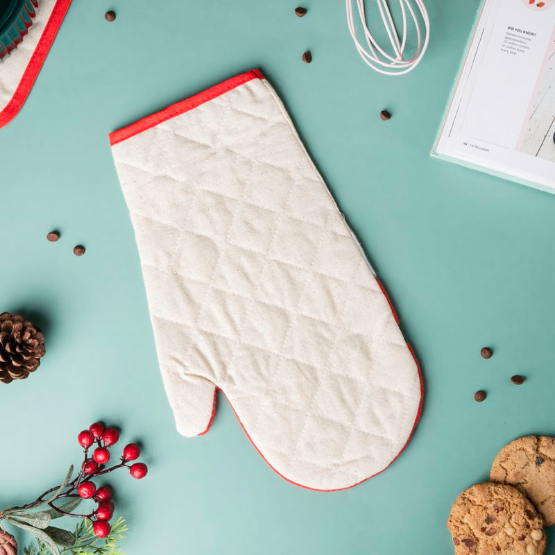 Santa Patterned Christmas Oven Mitt