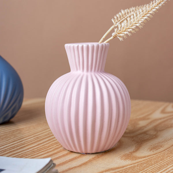 Mini Chromatic Vase - Flower vase for home decor, office and gifting | Home decoration items