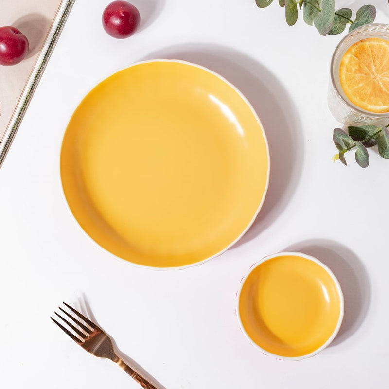 Chrome Snack Plate Red 7.5 inch - Serving plate, snack plate, dessert plate | Plates for dining & home decor