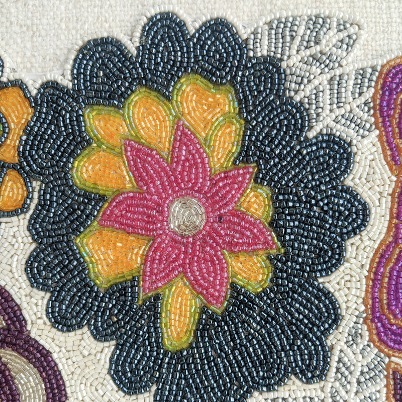 BEADS Floral Table Mat