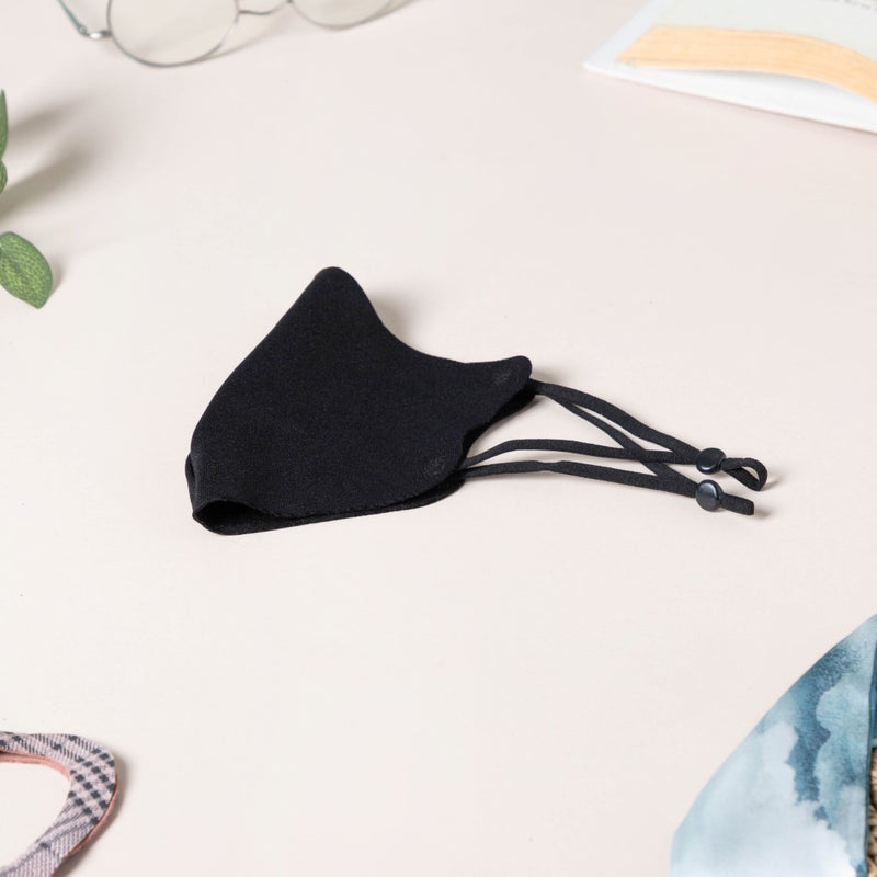 Checkered Face Mask With Adjustable Straps Black Set Of 4