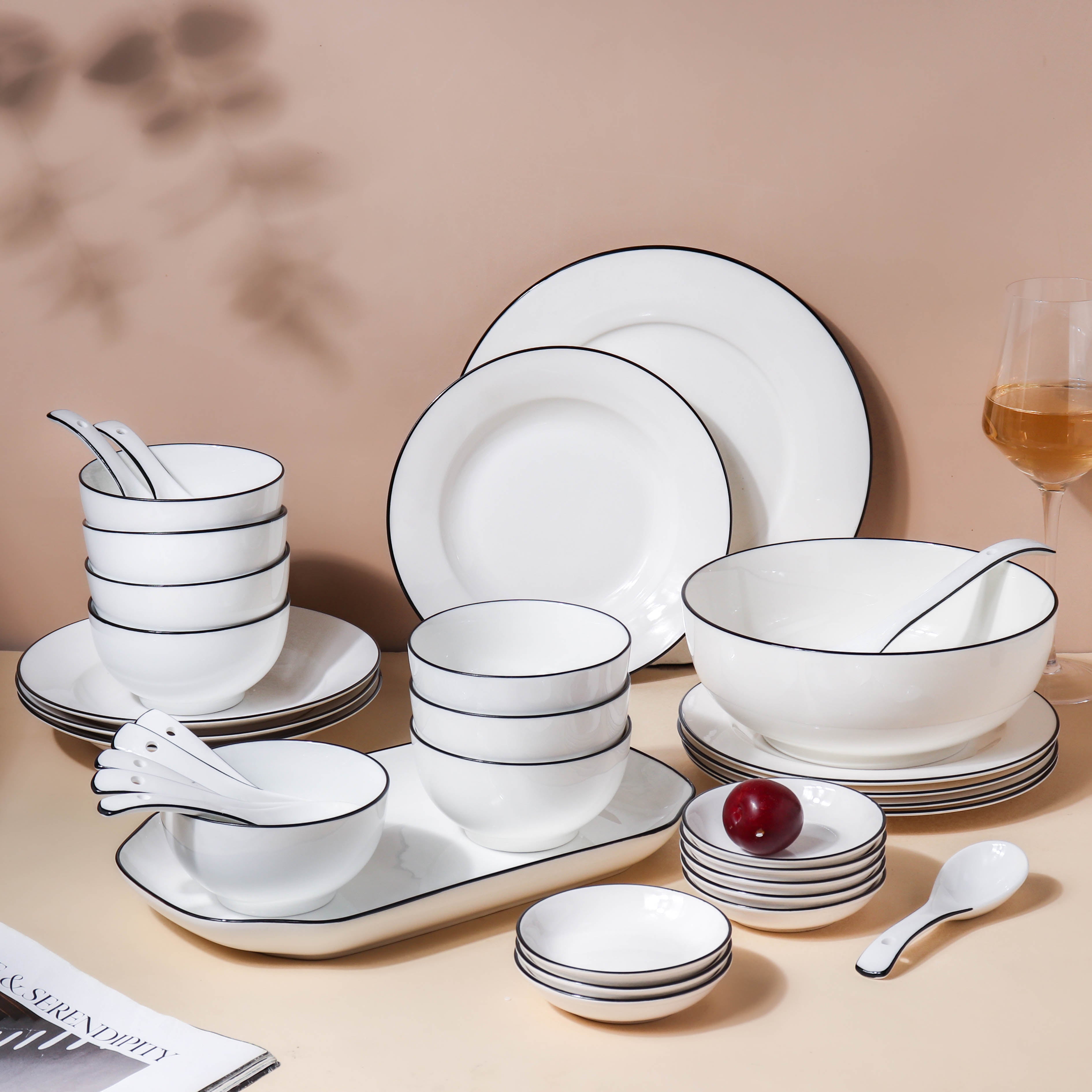 Monochrome Magic 36 Piece Dinner Set For 8