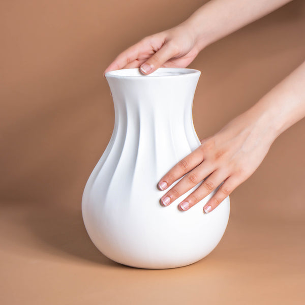 White Textured Ceramic Vase - Flower vase for home decor, office and gifting | Home decoration items