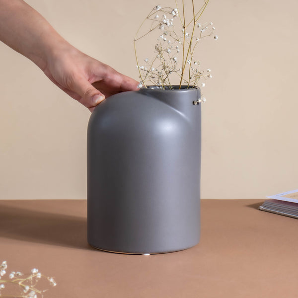 Flugen Grey Ceramic Vase - Flower vase for home decor, office and gifting | Home decoration items