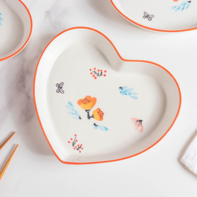 Floral Heart Plates and Pot For 4