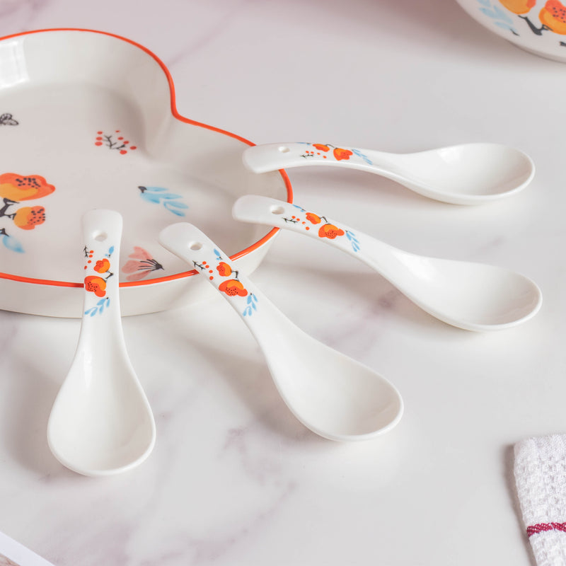 Floral Heart Plates and Pot For 4