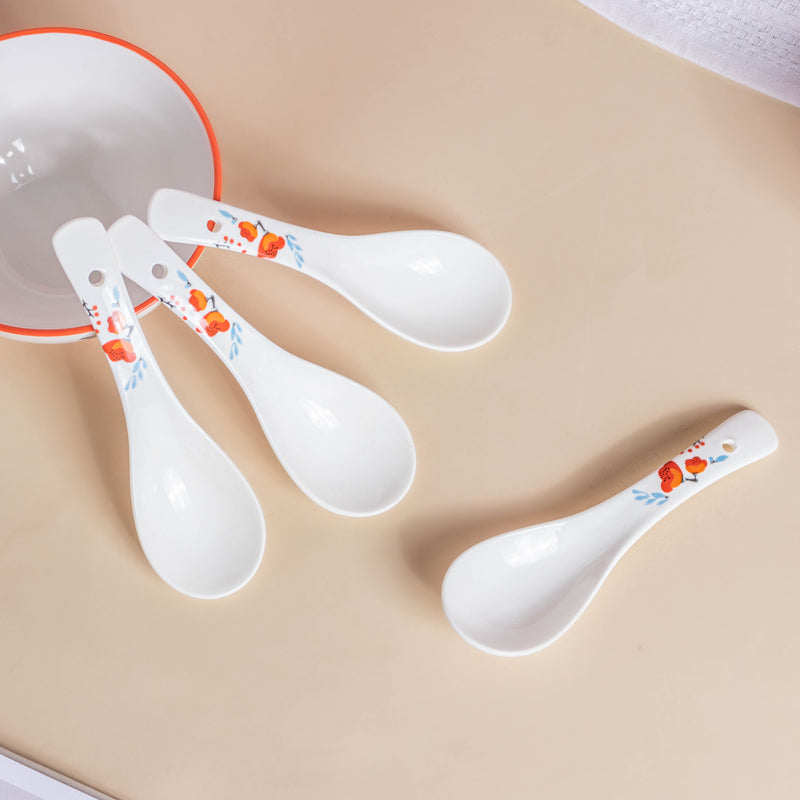 Floral Heart Snack Set For 4