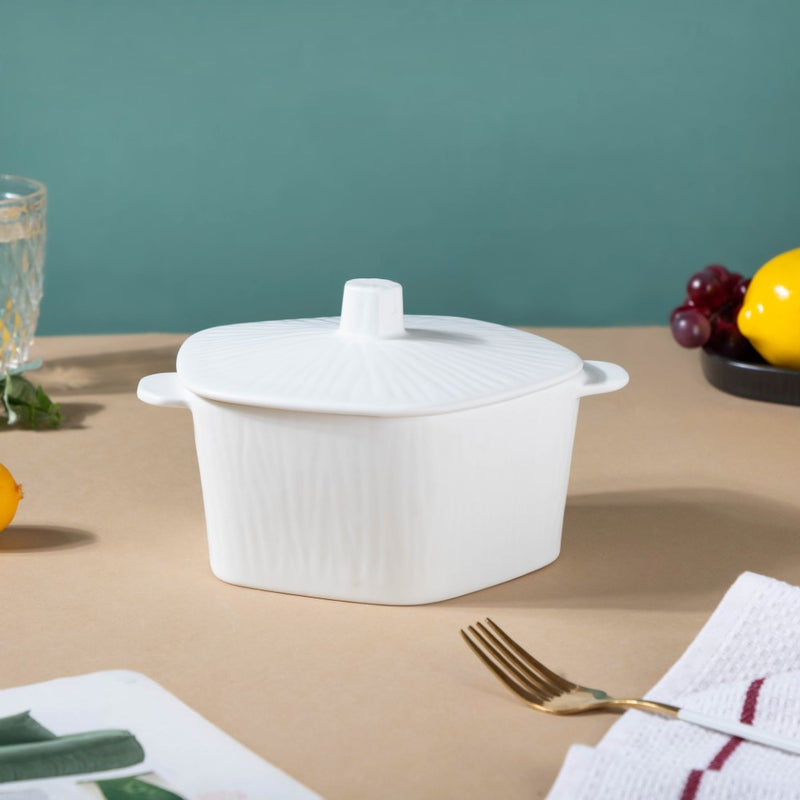 Pentagon Casserole - Serving bowl with lid, ceramic bowls with lids, noodle bowl, oven bowl, bowl with handle | Bowls for dining table & home decor