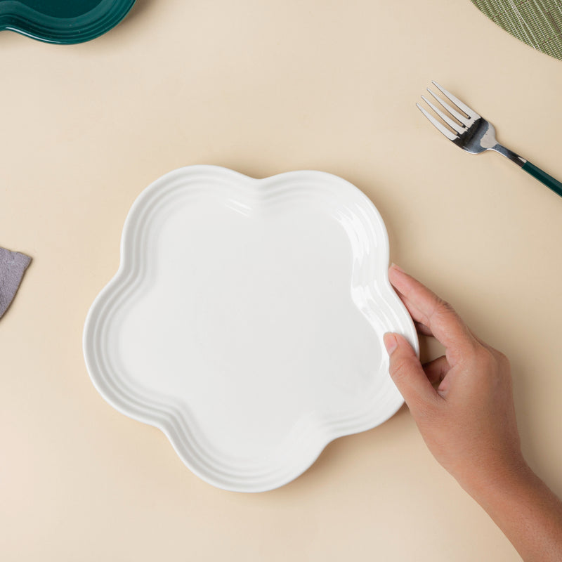 Pearl White Daisy Snack Plate 8 Inch - Serving plate, snack plate, dessert plate | Plates for dining & home decor