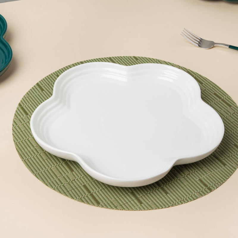 White Daisy Dew Platter 10 Inch - Ceramic platter, serving platter, fruit platter | Plates for dining table & home decor