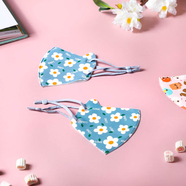 Daisy Print Face Mask With Adjustable Straps Blue Set Of 2