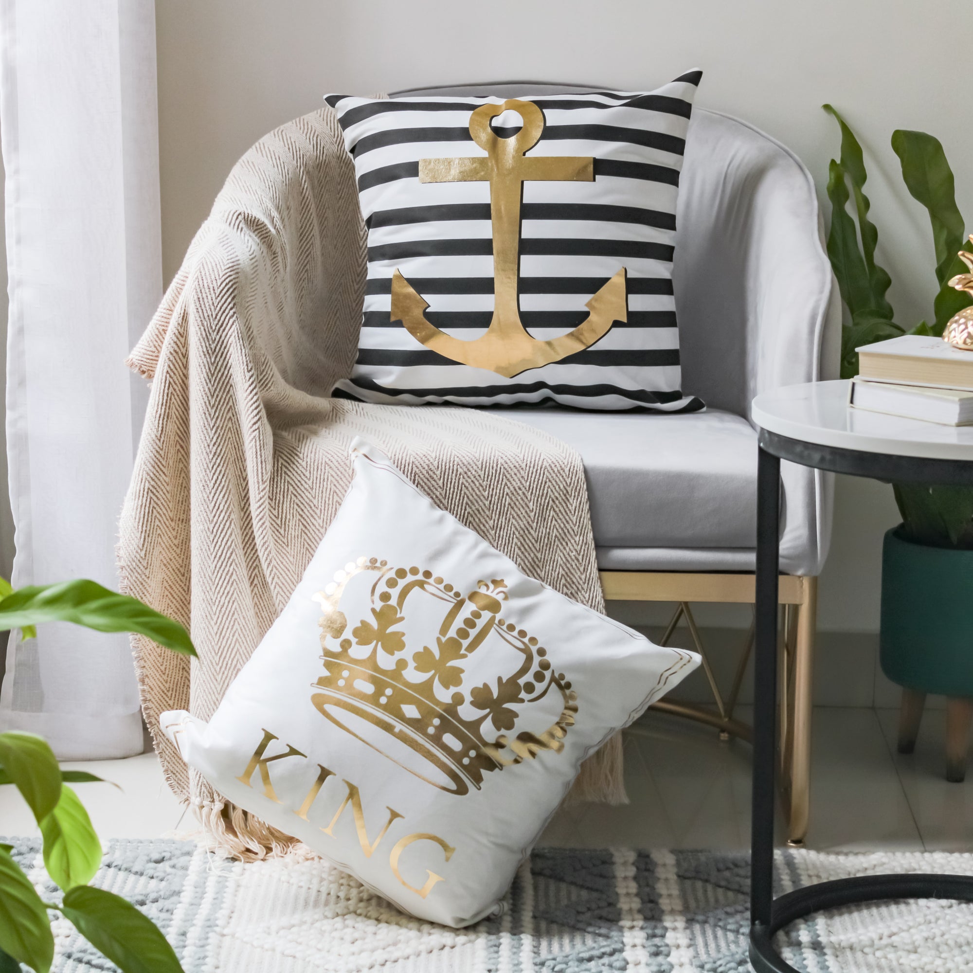 White and Gold Pillow Case Online Premium Cushion Cover Nestasia