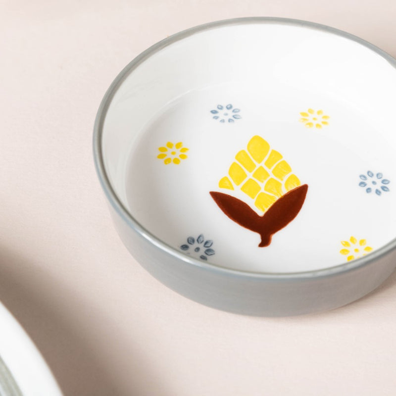 Bloom Dessert Plate Grey - Serving plate, small plate, snacks plates | Plates for dining table & home decor