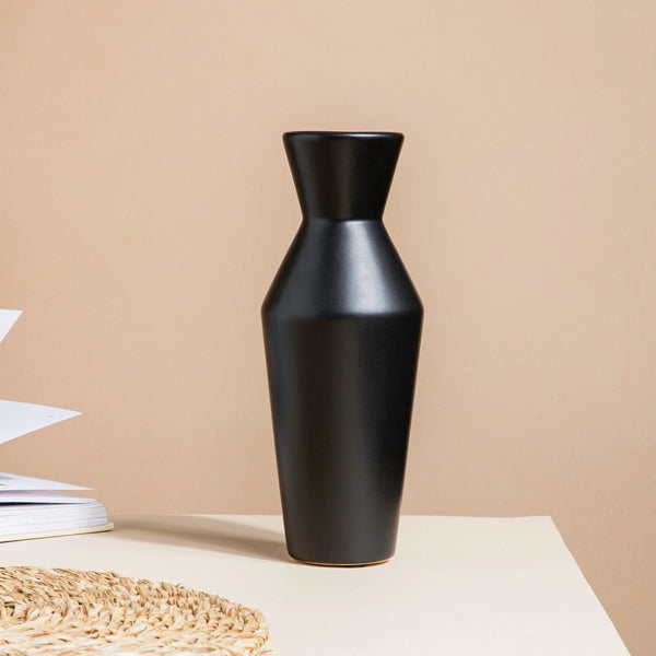 Minimalist Ceramic Vase Black - Flower vase for home decor, office and gifting | Home decoration items