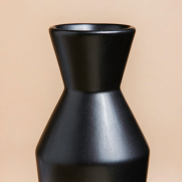 Minimalist Ceramic Vase Black - Flower vase for home decor, office and gifting | Home decoration items