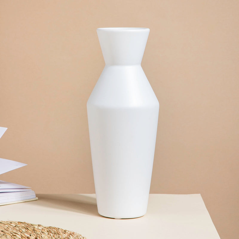 Minimalist Ceramic Vase White - Flower vase for home decor, office and gifting | Home decoration items