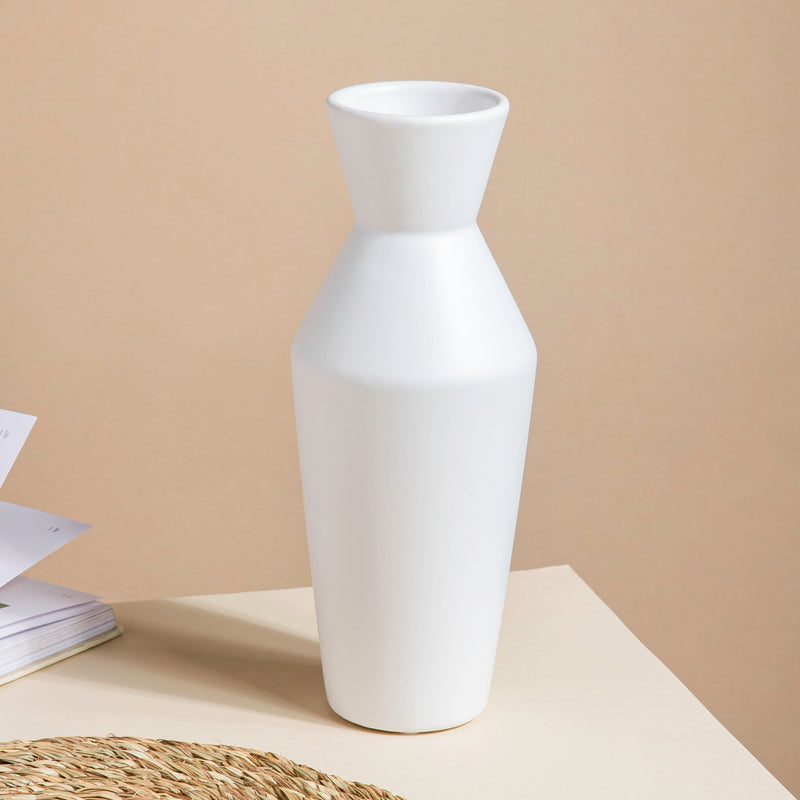 Minimalist Ceramic Vase White - Flower vase for home decor, office and gifting | Home decoration items