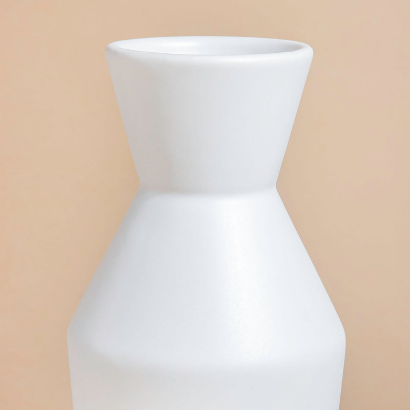 Minimalist Ceramic Vase White - Flower vase for home decor, office and gifting | Home decoration items