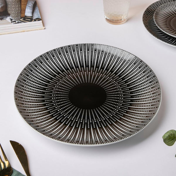 Philocaly Linear Patterned Ceramic Dinner Plate Black 10 Inch - Serving plate, snack plate, ceramic dinner plates| Plates for dining table & home decor