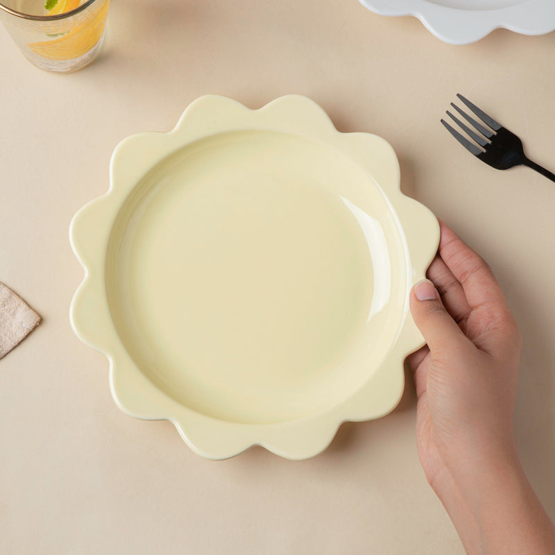 Rosette Ceramic Snack Plate Pastel Yellow 8.5 Inch - Serving plate, snack plate, dessert plate | Plates for dining & home decor