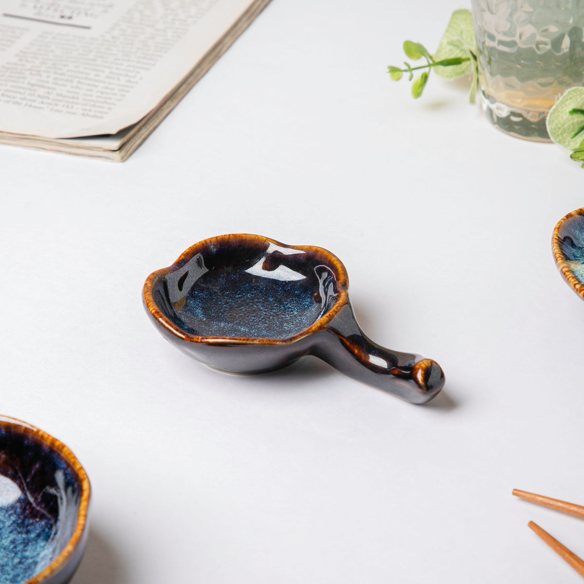 Sapphire Ceramic Dip Bowl With Chopstick Rest