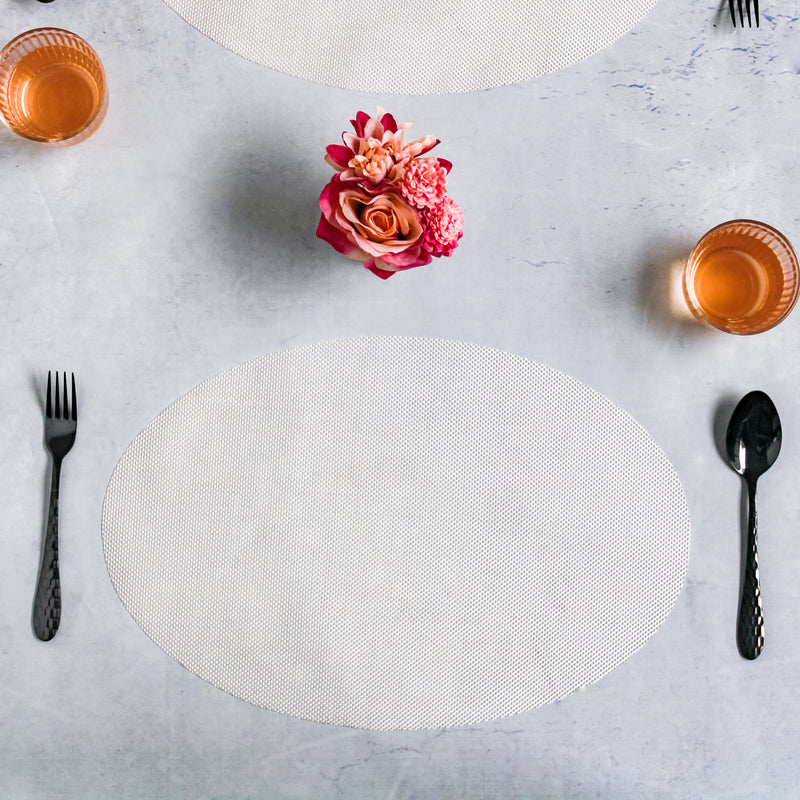 Oval Table Mat White Set of 2
