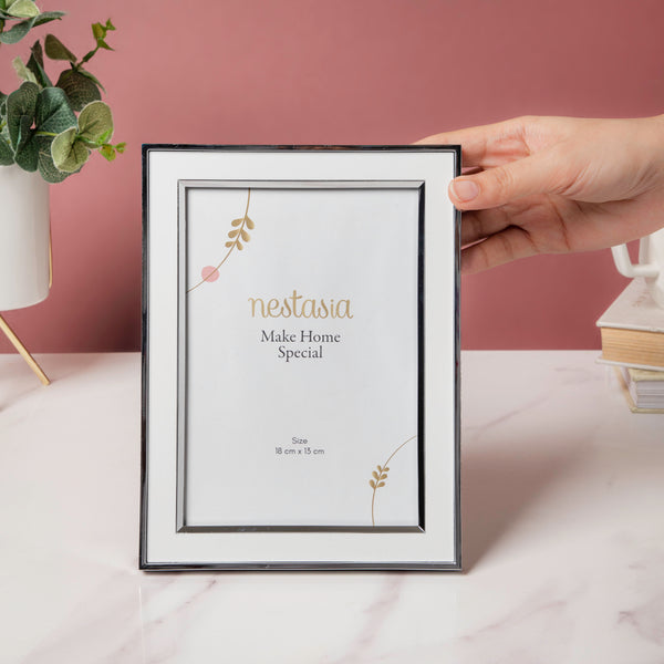 Sleek White Photo Frame 8 Inch