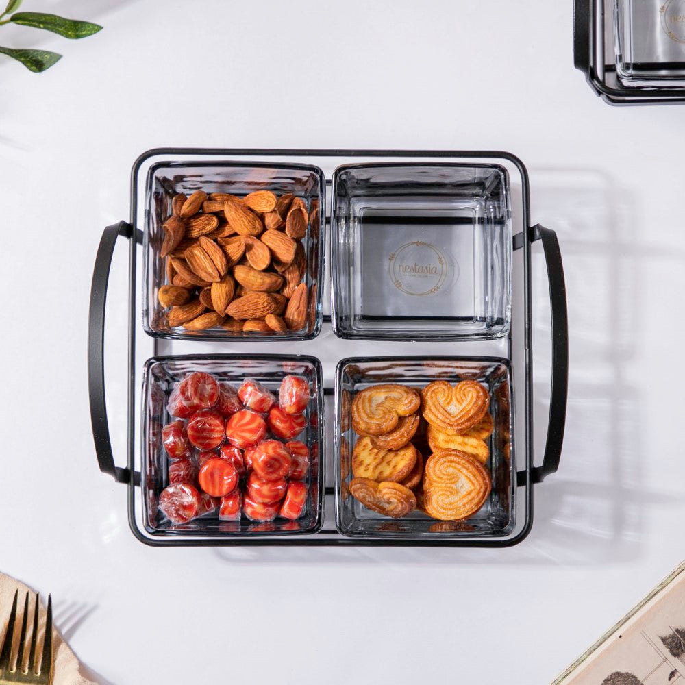 A Rubbermaid Brilliance Food Storage set is 56% off at