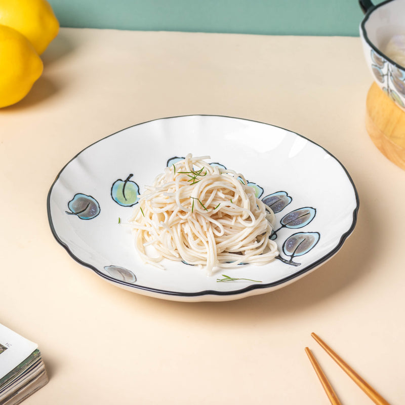 Aspen Leaves Snack Plate 7.5 Inch - Serving plate, snack plate, dessert plate | Plates for dining & home decor