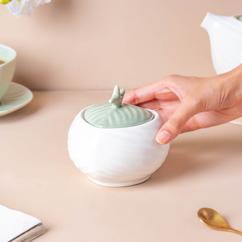 Taro Leaf White Jar With Lid - Jar